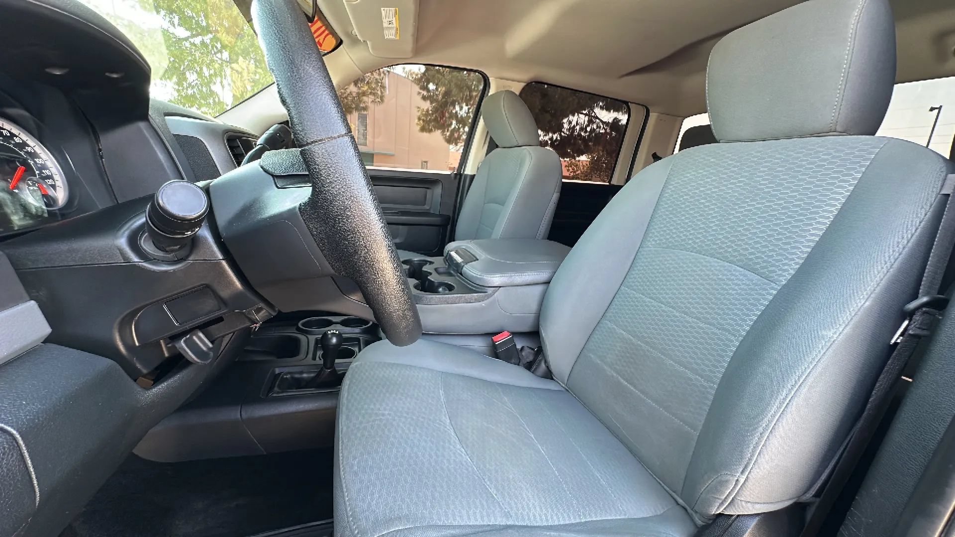 Used 2016 RAM 2500 Tradesman w/ Chrome Appearance Group AWD/4WD image 14