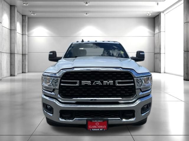 Used 2024 RAM 3500 Big Horn AWD/4WD image 3