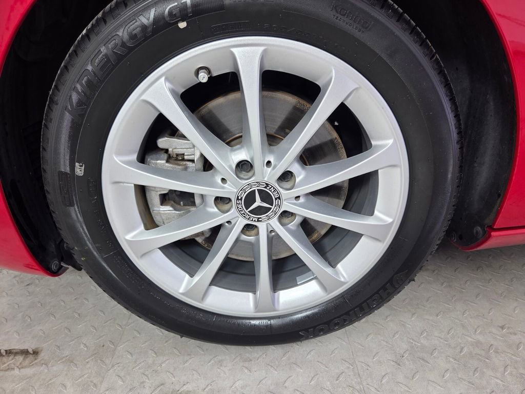 Used 2019 Mercedes-Benz A 220 4MATIC image 10