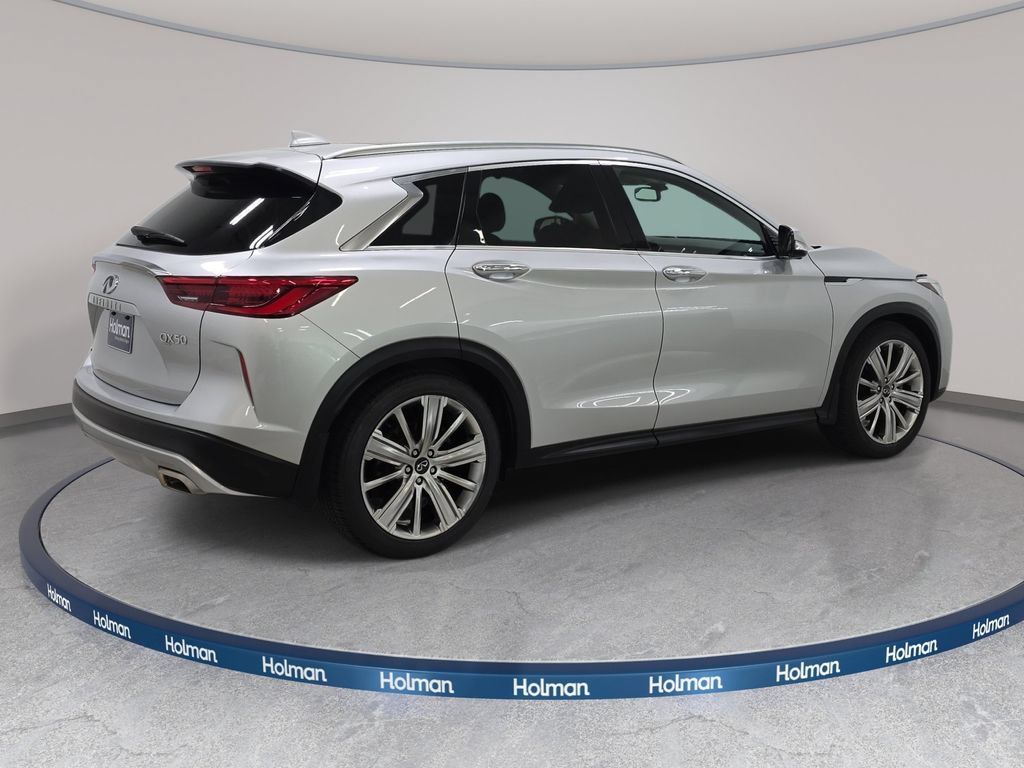 Certified 2020 INFINITI QX50 Sensory w/ Climate Package AWD/4WD image 5
