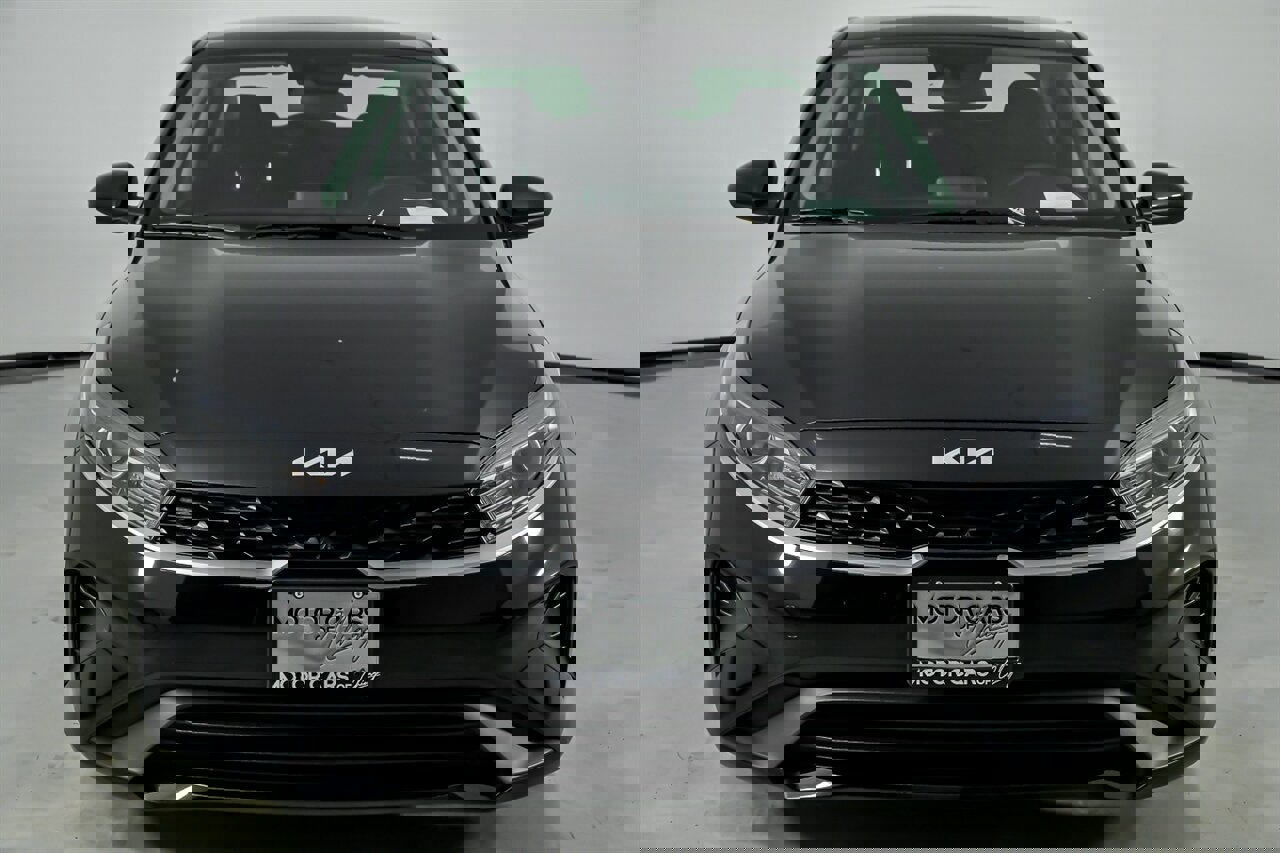 Used 2024 Kia Forte LXS image 5