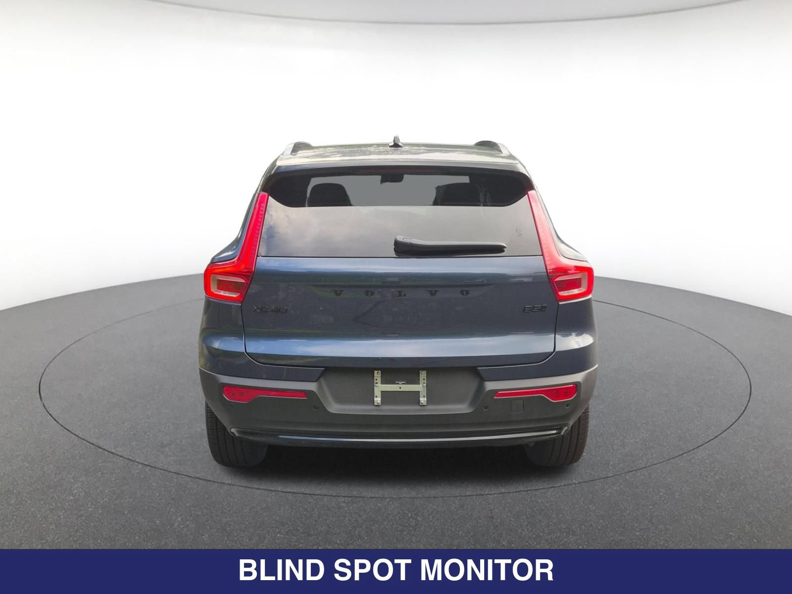 New 2026 Volvo XC40 B5 Ultra w/ Protection Package Premier AWD/4WD image 7