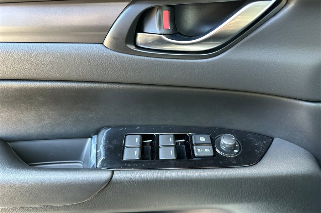 New 2025 MAZDA CX-5 AWD 2.5 S w/ Select Package image 9