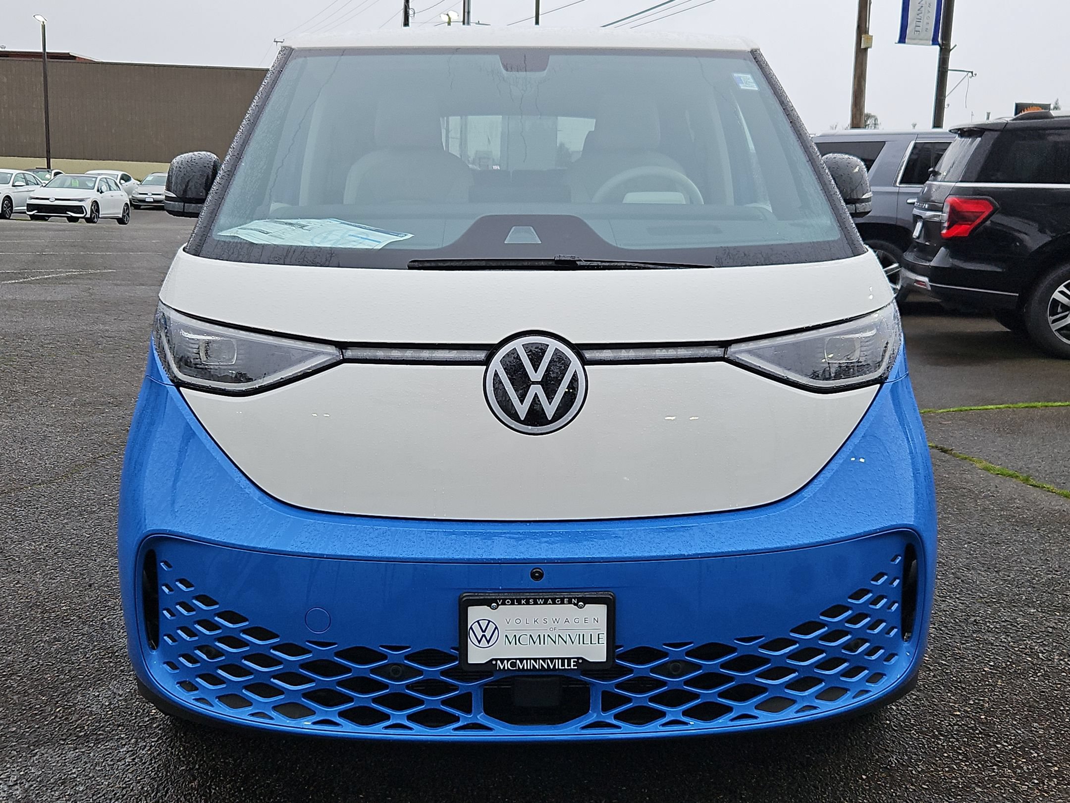 New 2025 Volkswagen ID. Buzz Pro S Plus AWD/4WD image 8