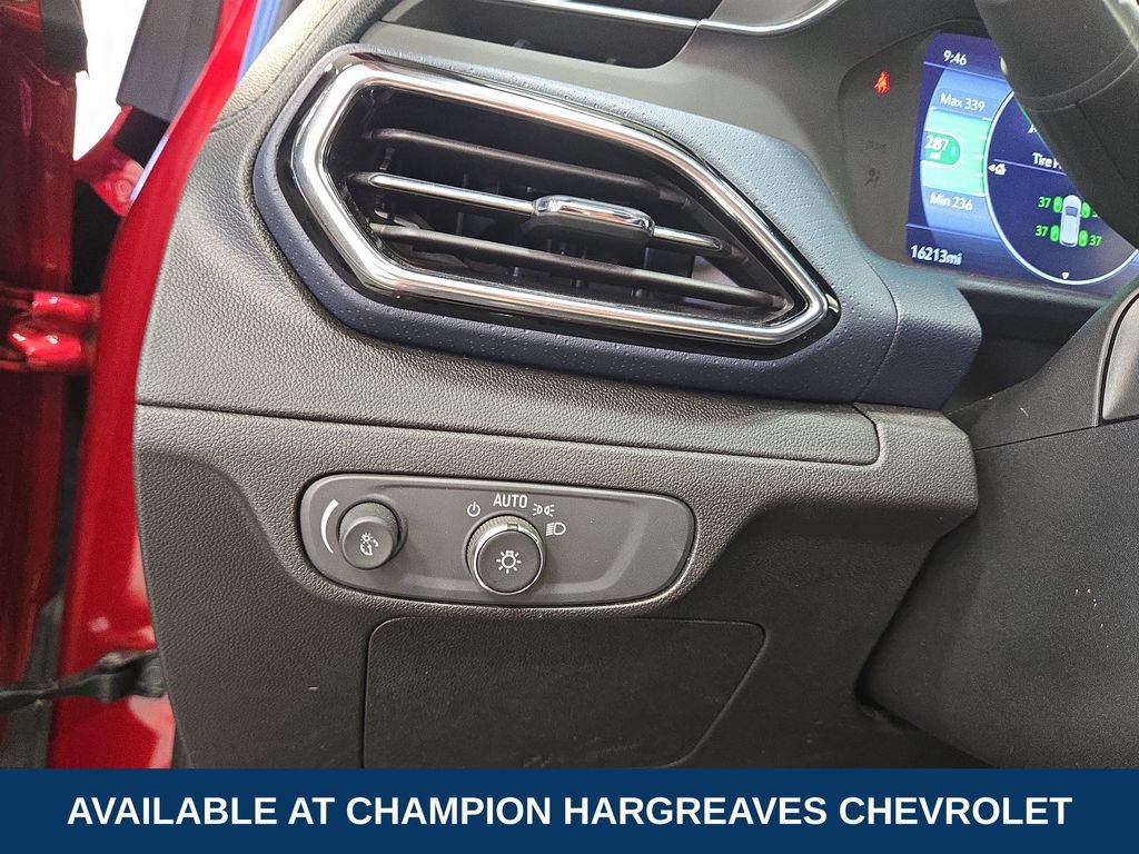 Certified 2023 Chevrolet Bolt EUV Premier FWD image 23