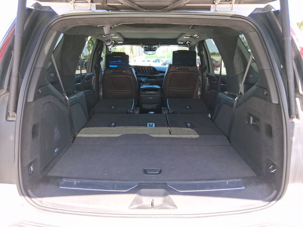 Used 2022 Cadillac Escalade Sport Platinum AWD/4WD image 5