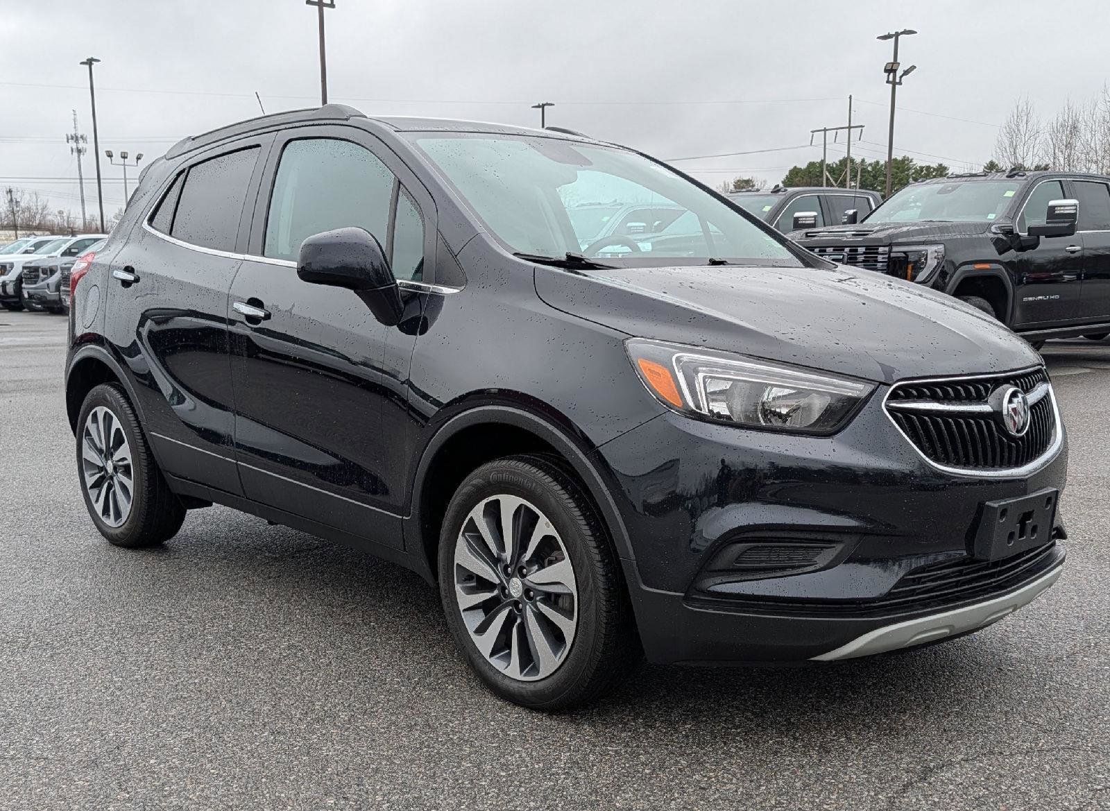 Certified 2022 Buick Encore Preferred w/ Safety Package image 5