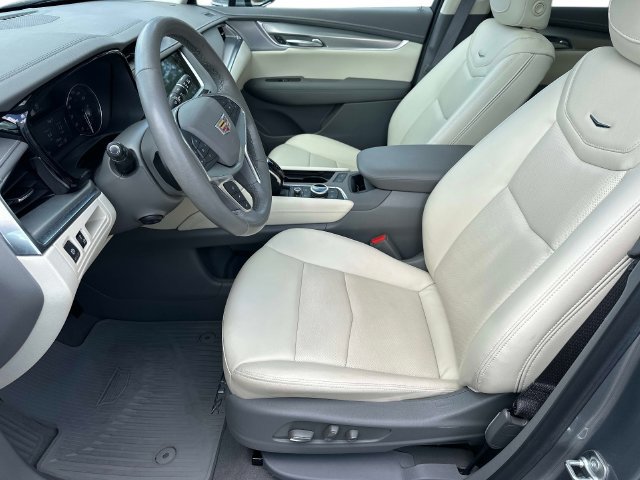 Used 2024 Cadillac XT5 Premium Luxury AWD/4WD image 22
