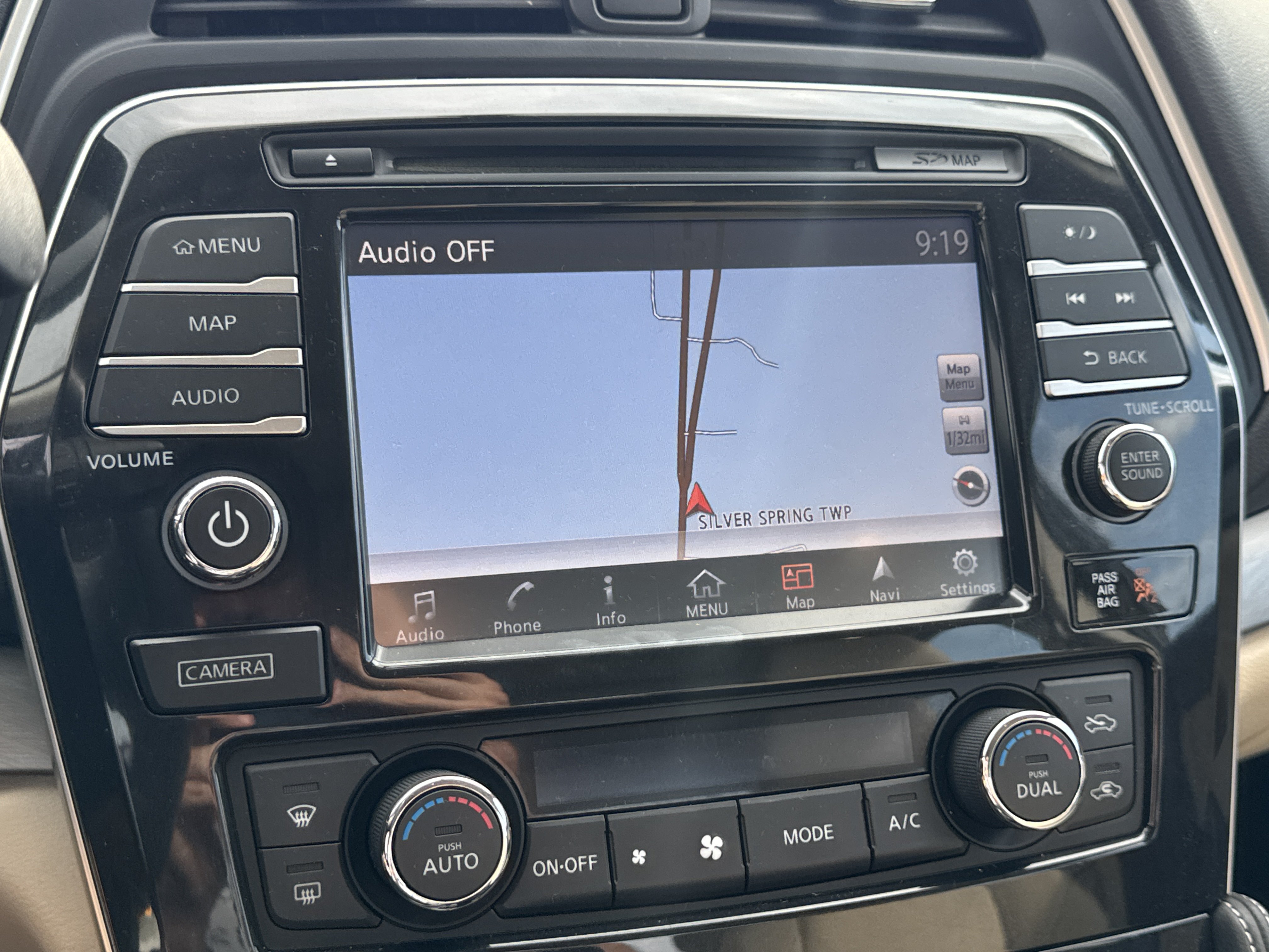 Used 2017 Nissan Maxima 3.5 SL FWD image 29