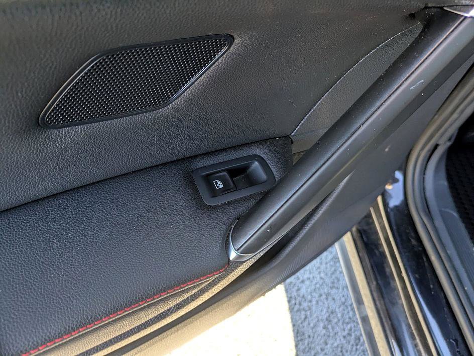 Used 2020 Volkswagen GTI SE image 26