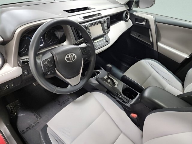 Used 2017 Toyota RAV4 XLE image 25