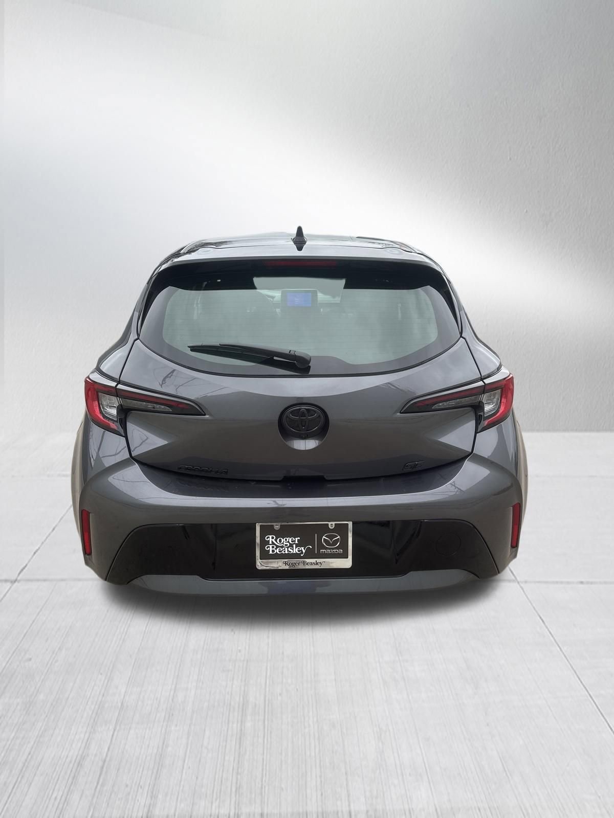 Used 2026 Toyota Corolla SE image 5