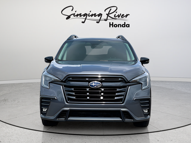 Used 2023 Subaru Ascent Onyx Edition AWD/4WD image 2