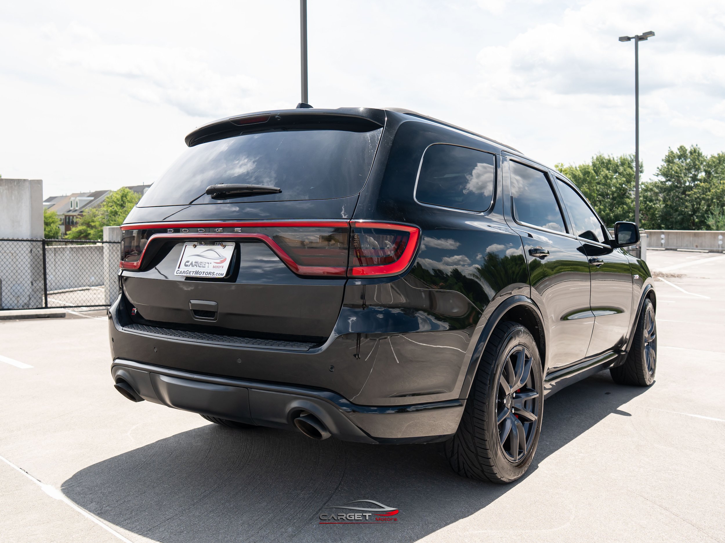 Used 2018 Dodge Durango SRT w/ Technology Group AWD/4WD image 7