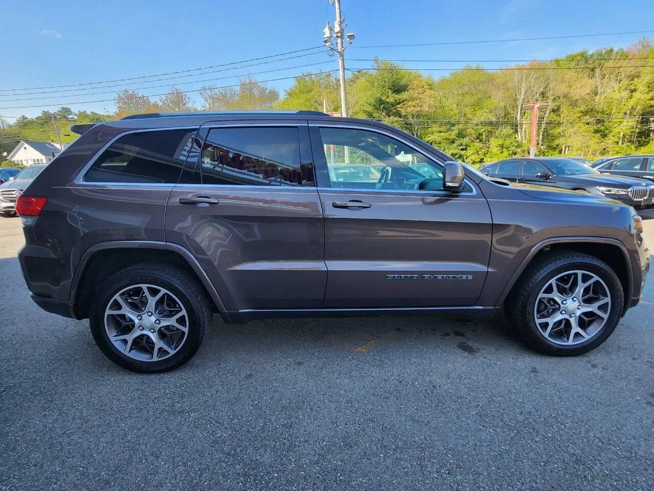 Used 2018 Jeep Grand Cherokee Limited AWD/4WD image 4