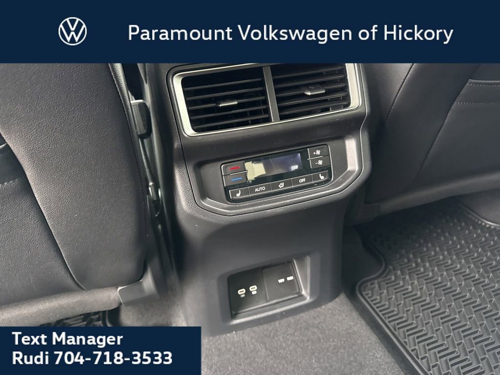 New 2026 Volkswagen Atlas SEL Premium R-Line image 17