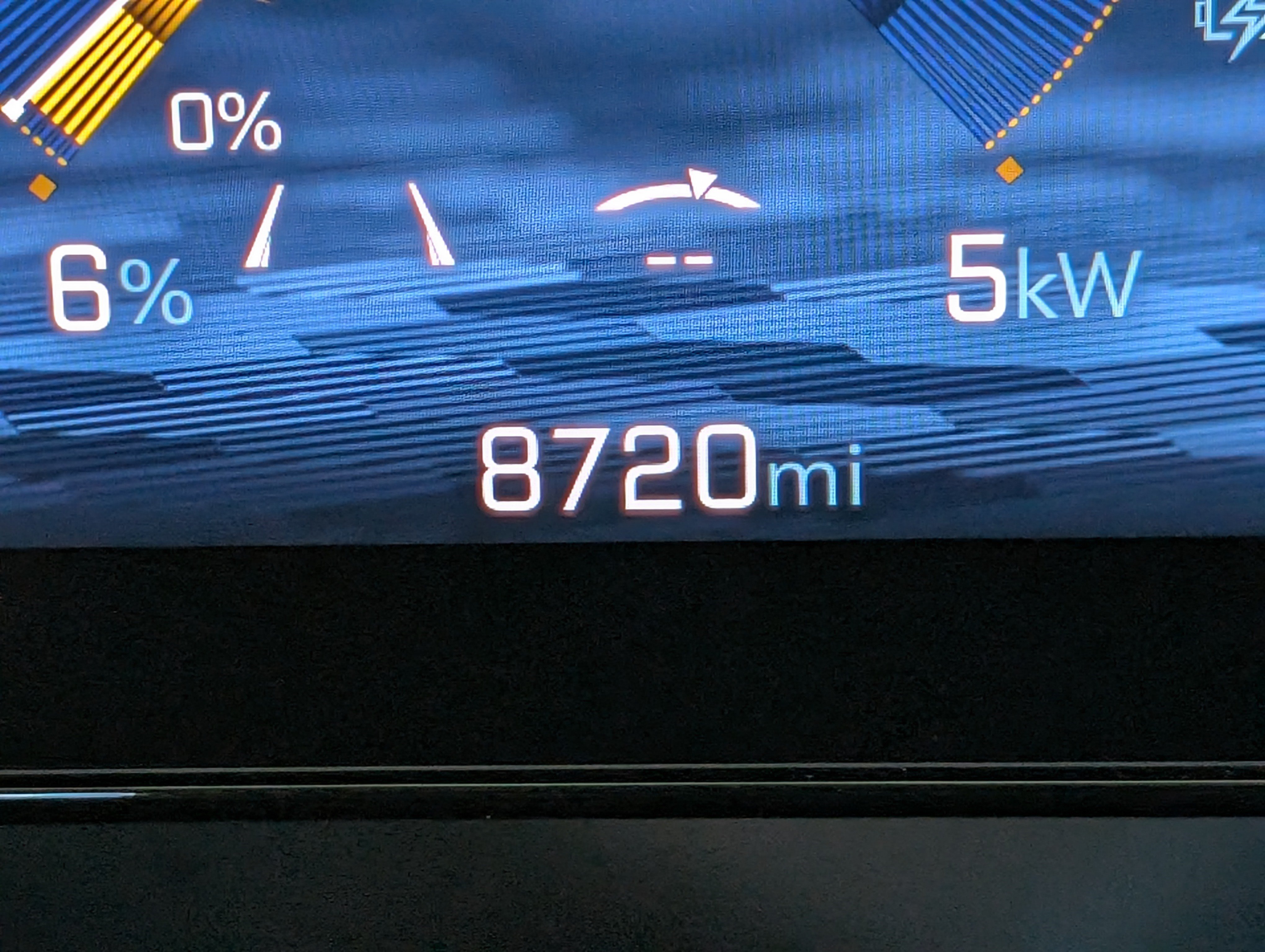 Used 2025 Chevrolet Equinox EV LT w/ Convenience Package FWD image 24