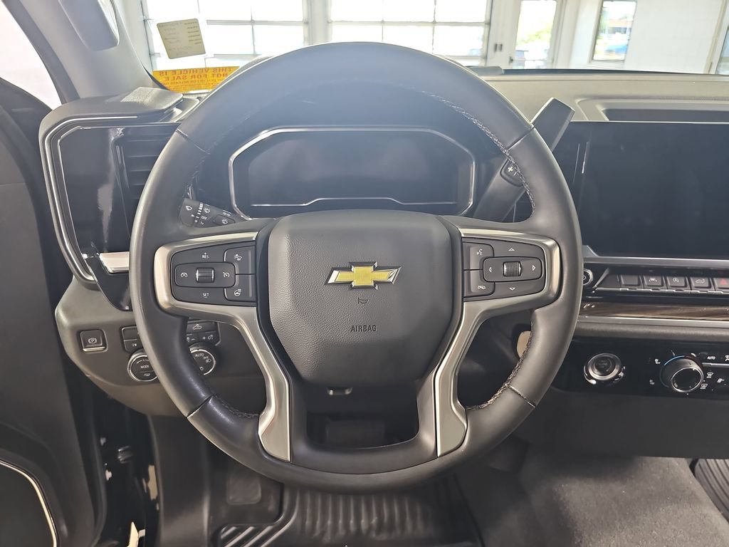 Certified 2024 Chevrolet Silverado 1500 LT AWD/4WD image 22