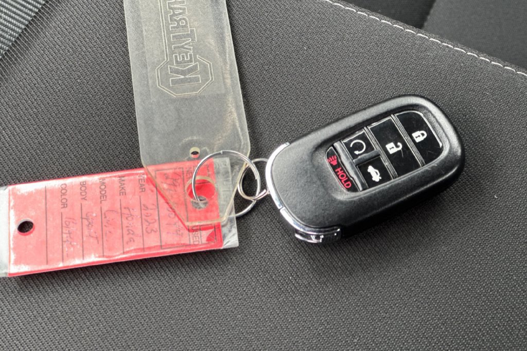 Used 2023 Honda Civic Sport image 10