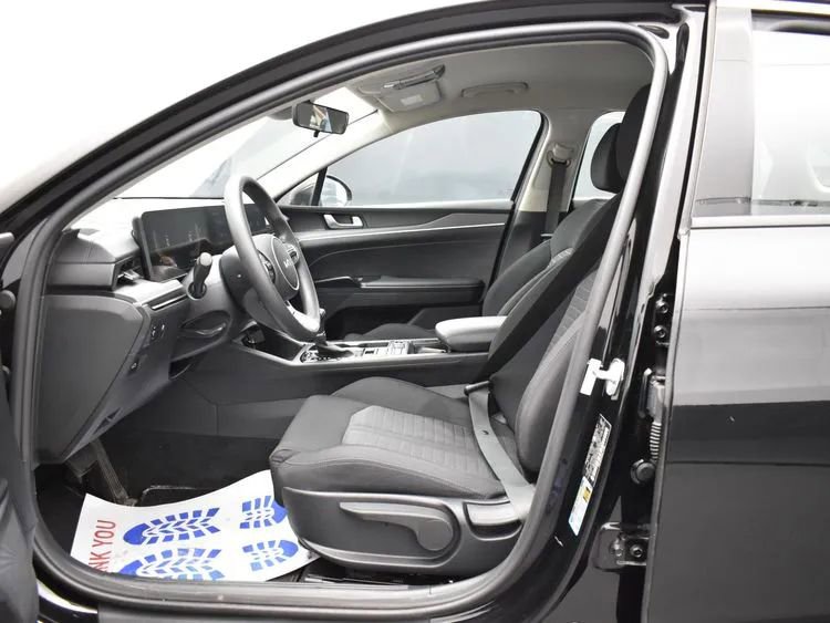 Used 2025 Kia K5 LXS image 14