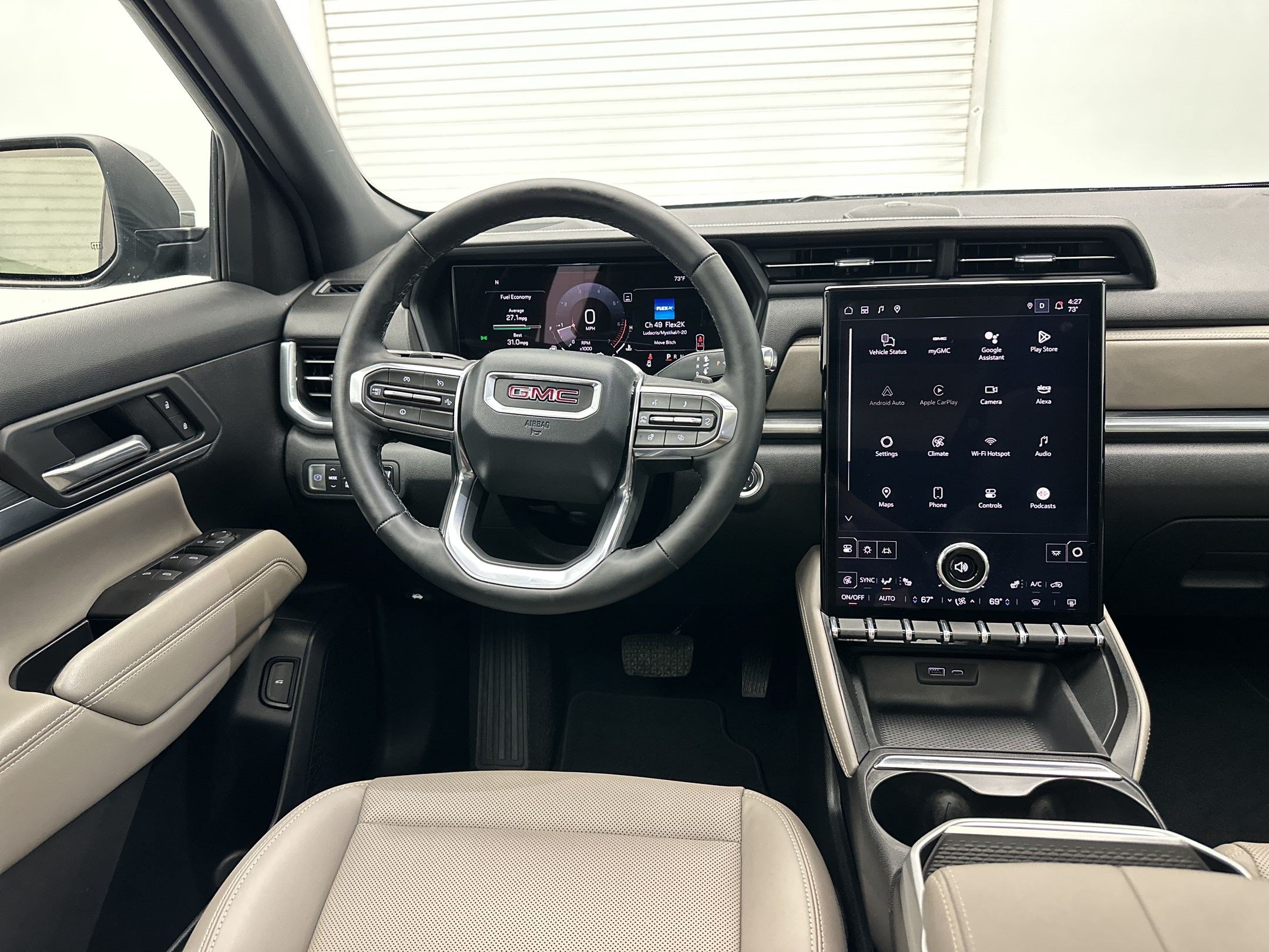Certified 2025 GMC Terrain Elevation w/ Elevation Premium Package AWD/4WD image 26