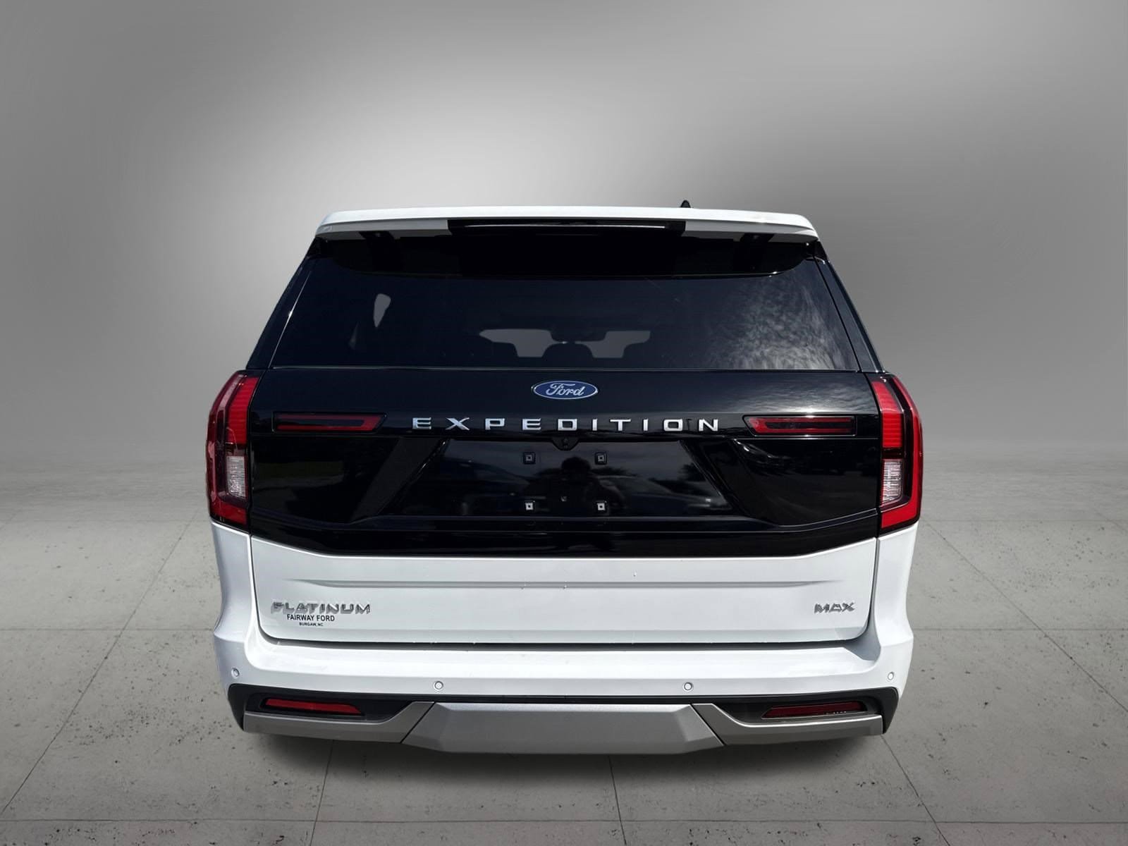 Used 2025 Ford Expedition Max Platinum AWD/4WD image 8