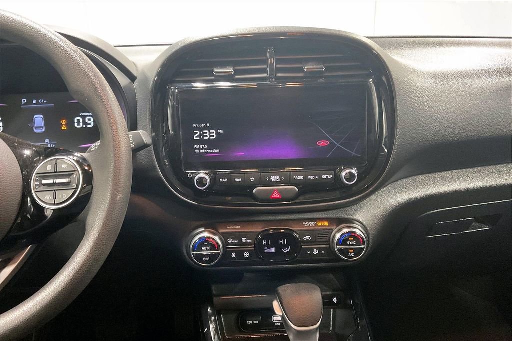 Used 2023 Kia Soul S image 8