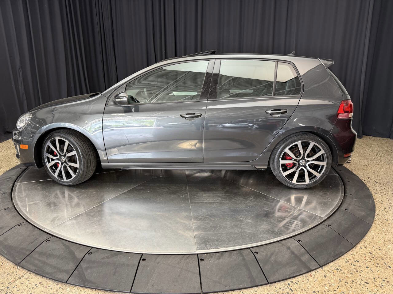 Used 2012 Volkswagen GTI Autobahn FWD image 5
