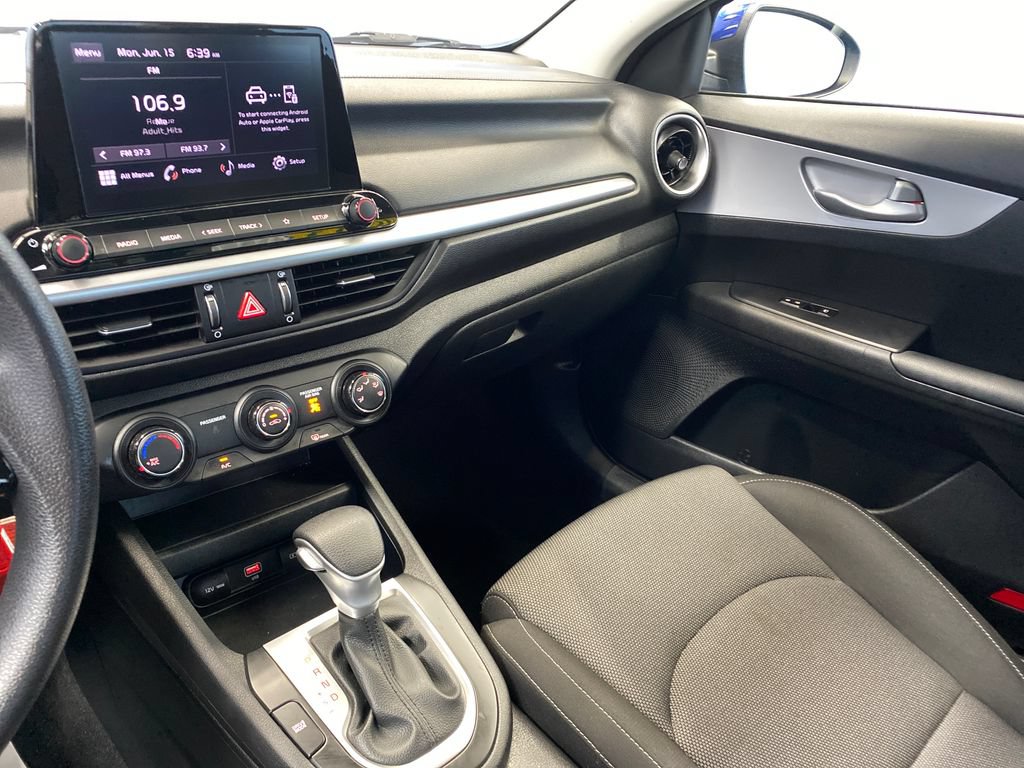 Used 2024 Kia Forte LXS FWD image 14
