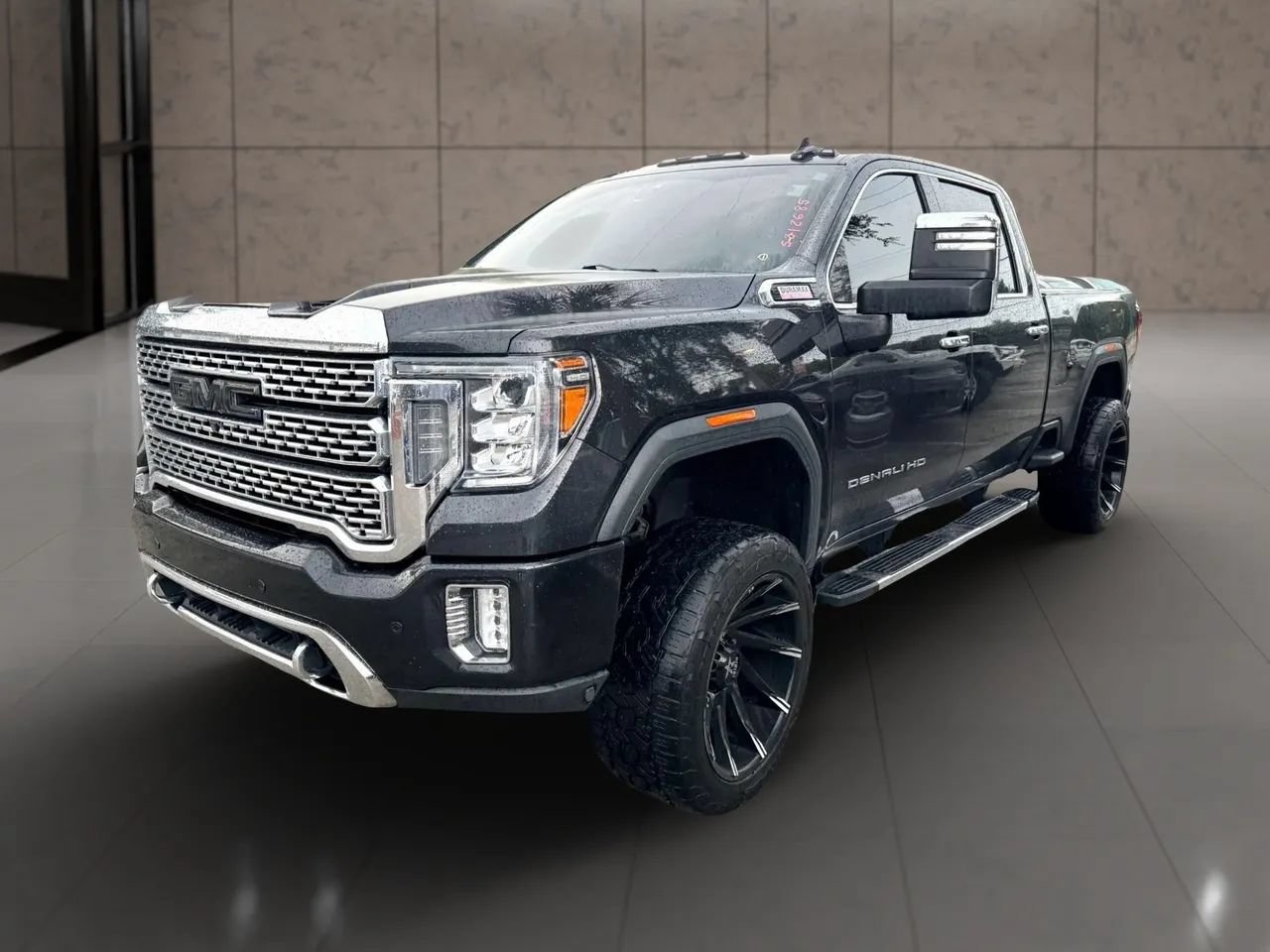 Used 2020 GMC Sierra 2500 Denali w/ Denali Ultimate Package AWD/4WD image 7