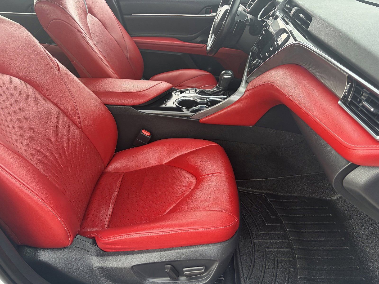 Used 2018 Toyota Camry XSE w/ Driver Assist Package FWD image 12