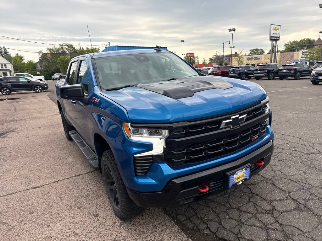 Used 2022 Chevrolet Silverado 1500 LT Trail Boss w/ Protection Package AWD/4WD image 5
