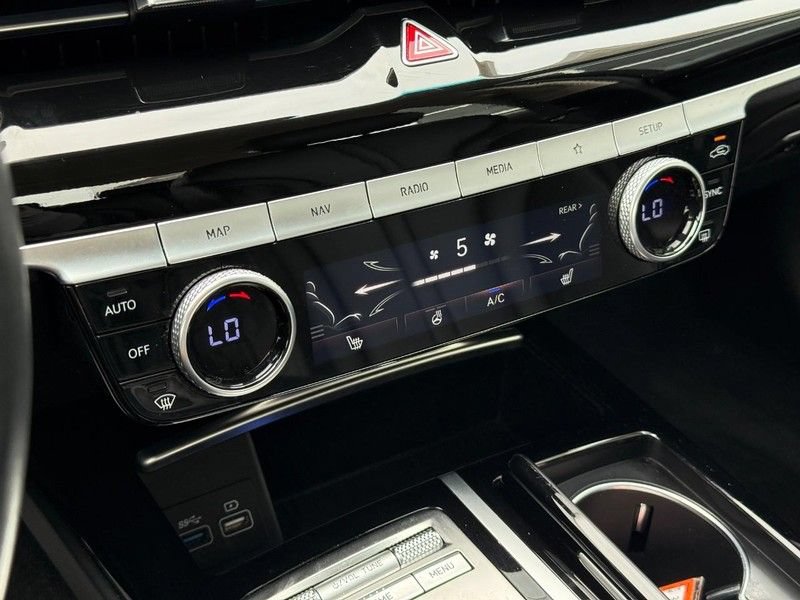 Used 2023 Genesis G80 2.5T AWD/4WD image 28