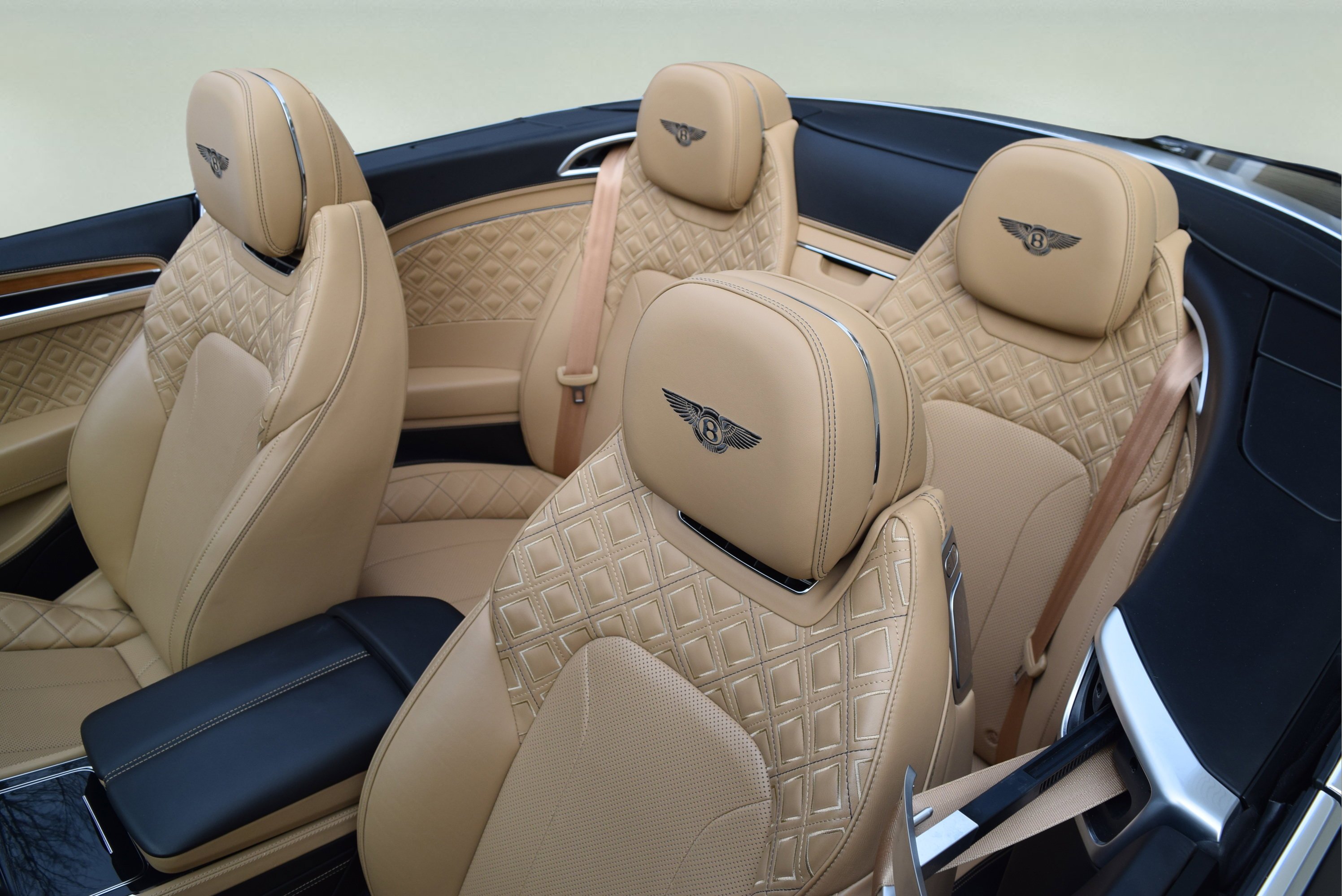 Used 2020 Bentley Continental GT AWD/4WD image 21