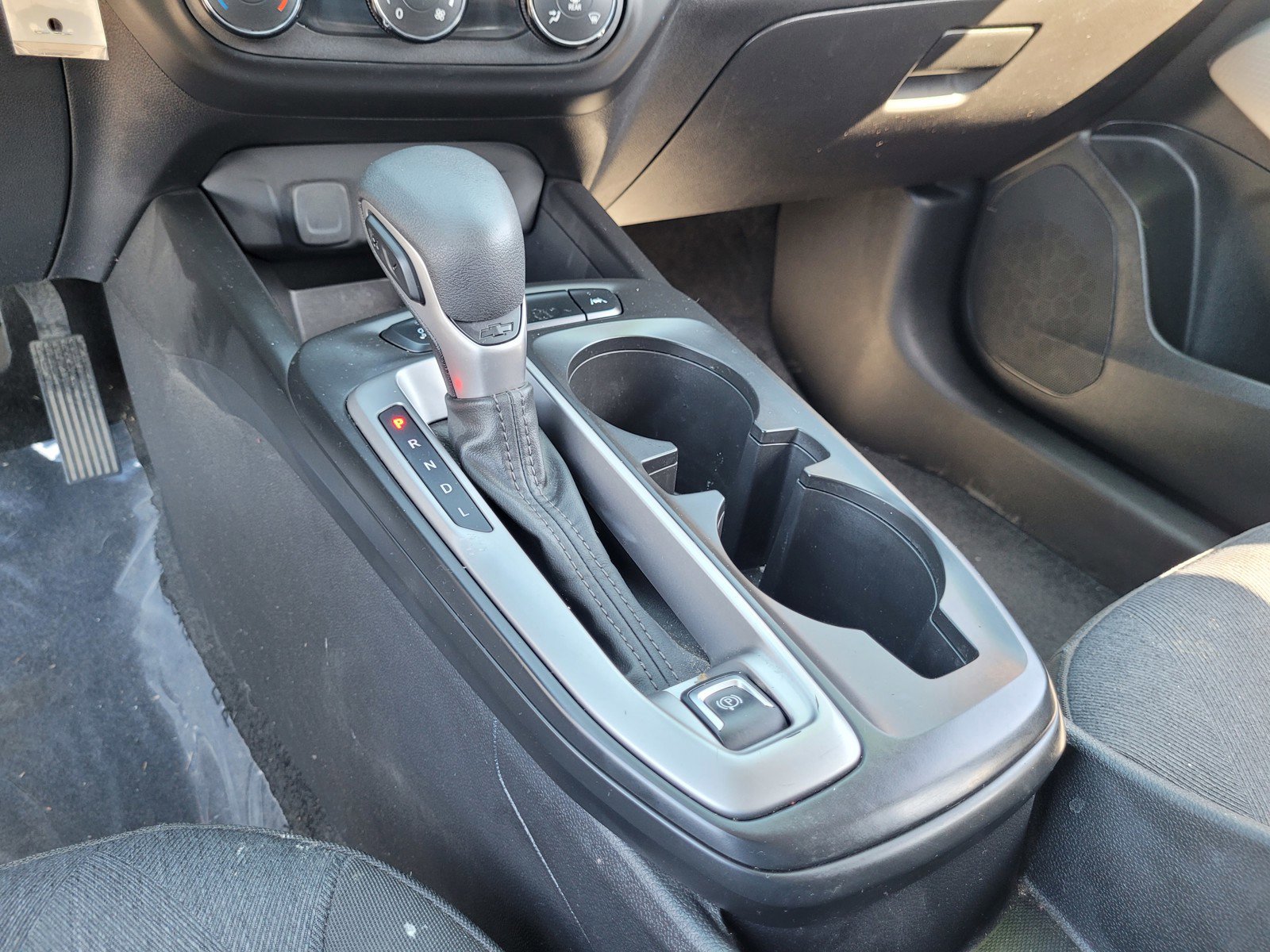 Used 2024 Chevrolet Trax LS w/ Driver Confidence Package FWD image 20