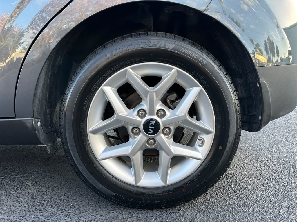 Used 2020 Kia Soul S image 37