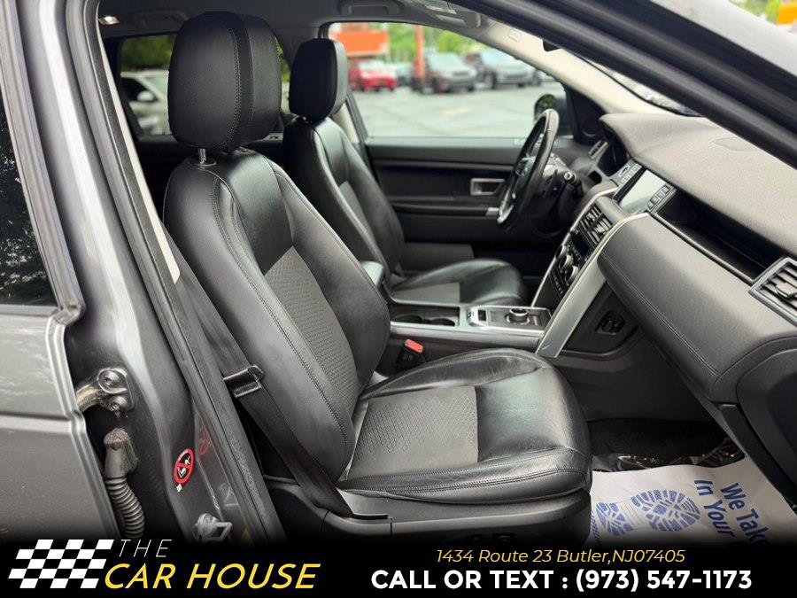 Used 2017 Land Rover Discovery Sport SE AWD/4WD image 21