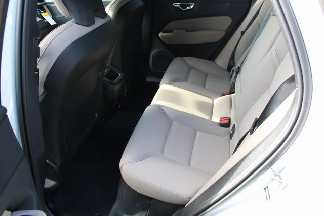 New 2026 Volvo XC60 B5 Plus w/ Climate Package image 14