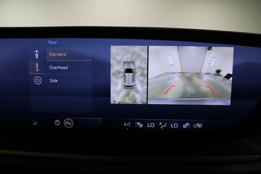 Used 2024 Buick Envision Avenir image 54