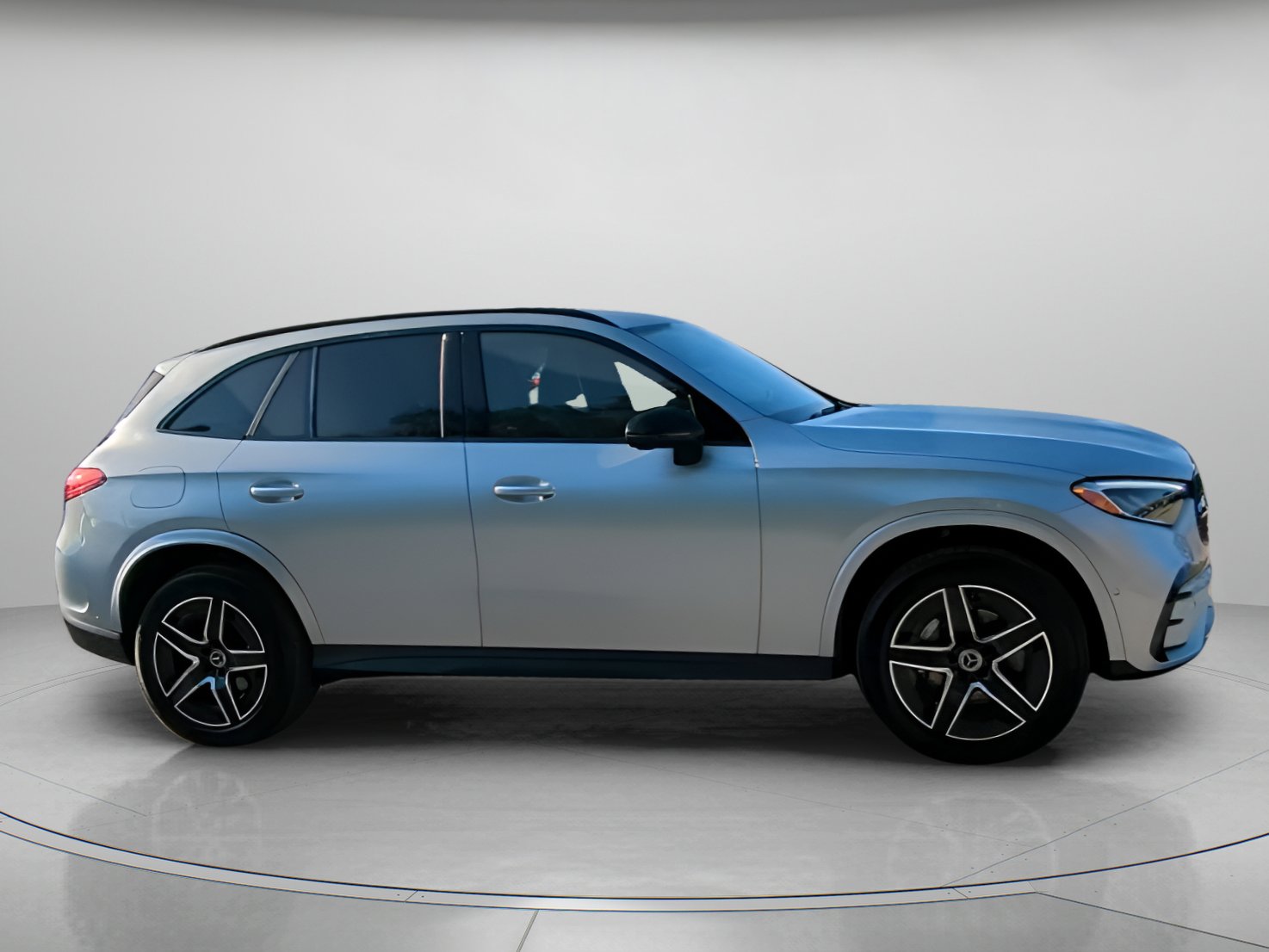 Used 2026 Mercedes-Benz GLC 300 image 33