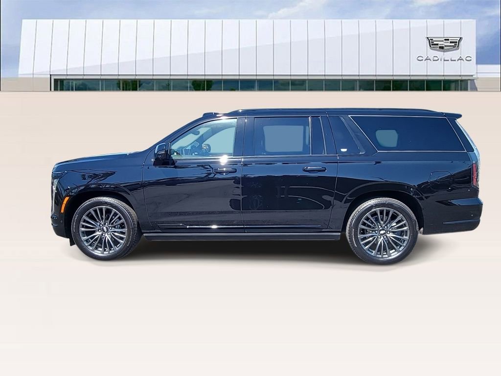 Used 2025 Cadillac Escalade ESV Sport Platinum image 5