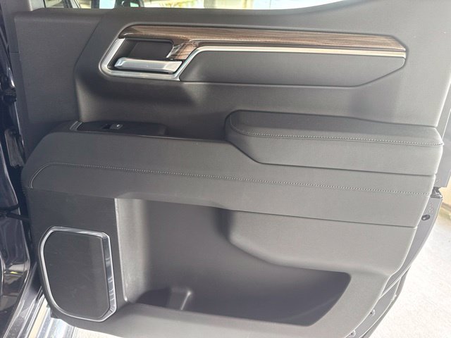 Used 2022 Chevrolet Silverado 1500 RST RWD image 12