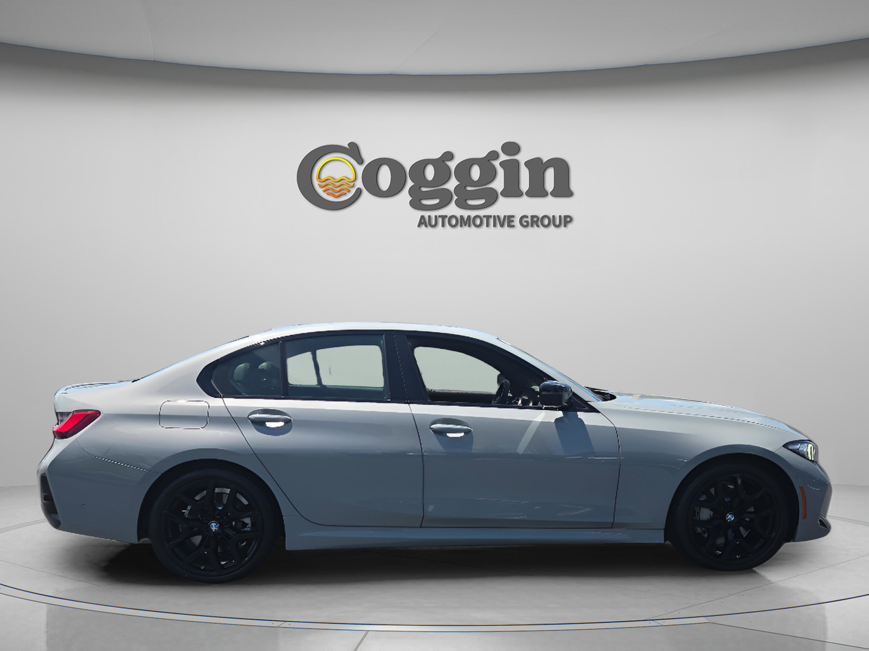 Certified 2025 BMW 330i Sedan RWD image 6