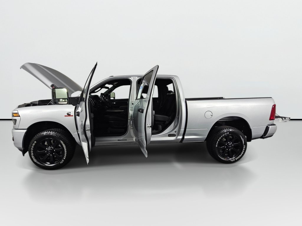 New 2026 RAM 3500 Big Horn AWD/4WD image 10