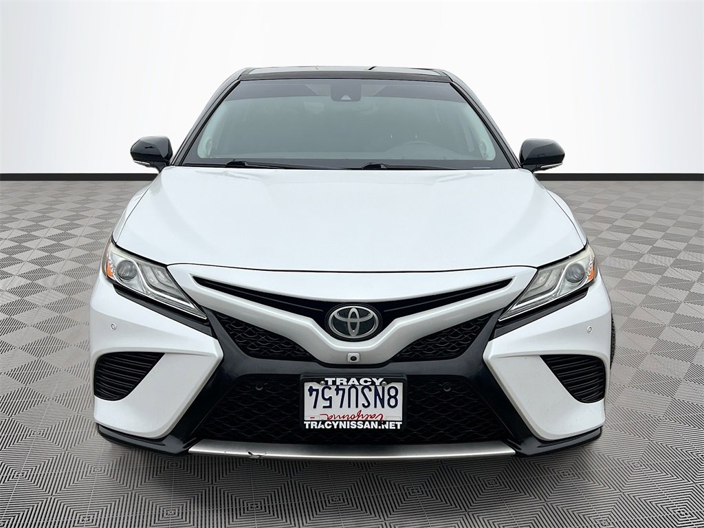Used 2020 Toyota Camry XSE image 2