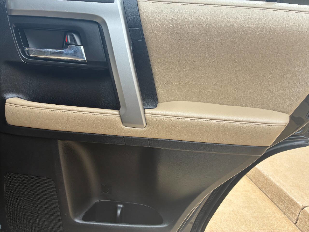 Used 2018 Toyota 4Runner SR5 image 15