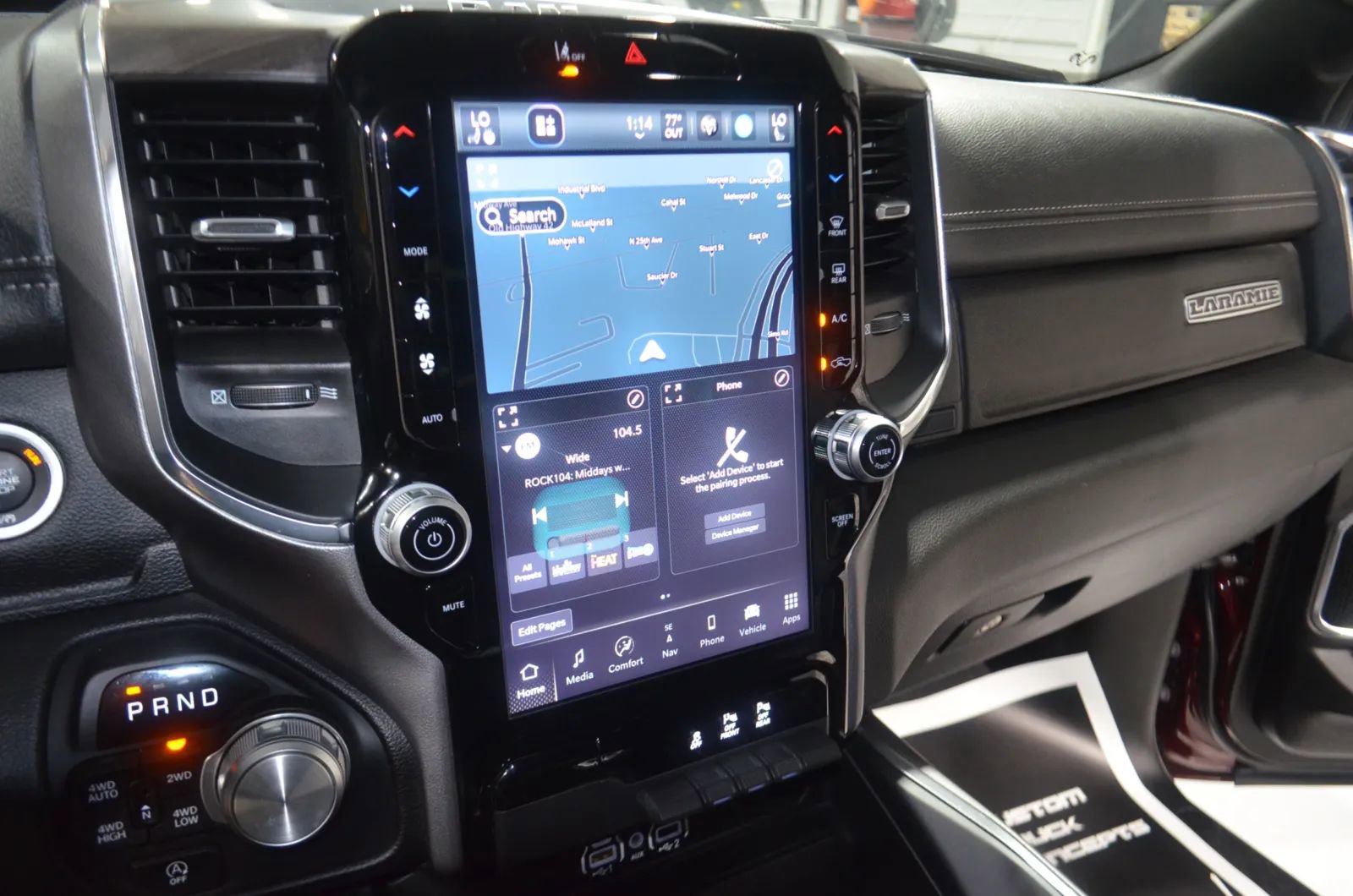 Used 2025 RAM 1500 Laramie image 24