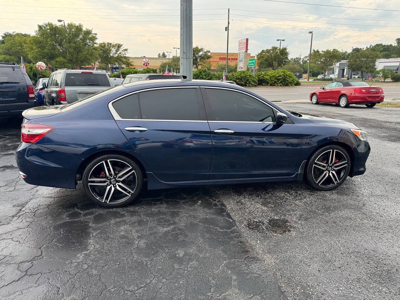 Used 2017 Honda Accord Sport Special Edition image 9