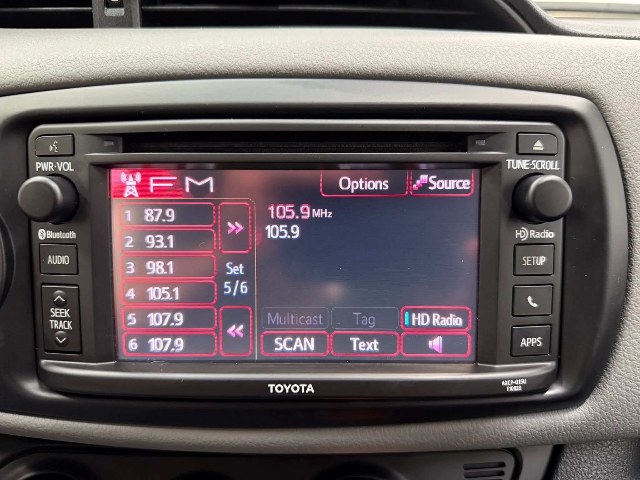 Used 2017 Toyota Yaris L FWD image 23