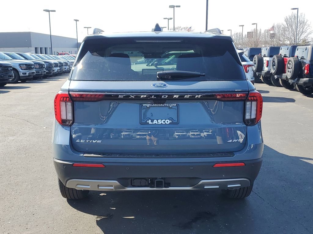 New 2026 Ford Explorer Active image 5